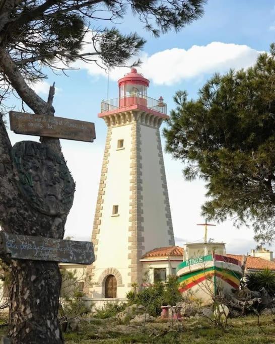 A 5Mn De La Reserve Africaine, Charmante Maison De Village Avec Patio Сіжан Екстер'єр фото